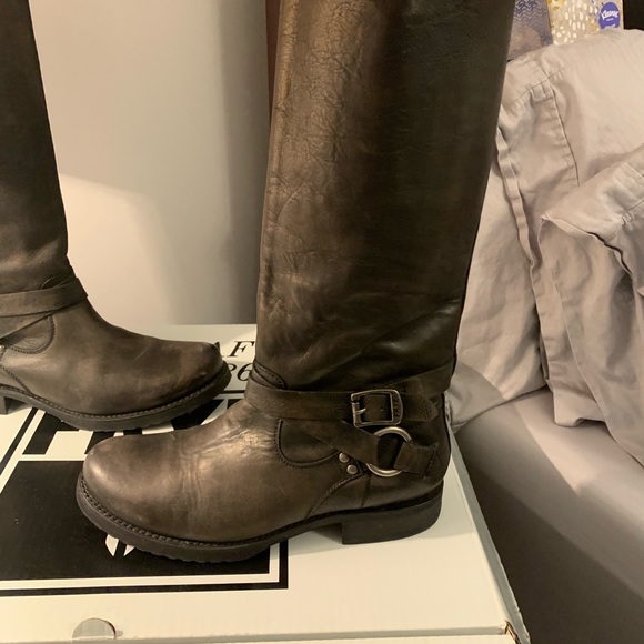 Frye Veronica criss cross tall/knee high boots 8 - Picture 10 of 14